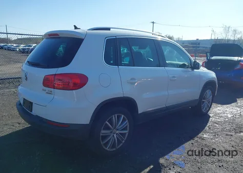 2013 Volkswagen Tiguan Se из США, поврежденный, VIN WVGBV7AX7DW511699